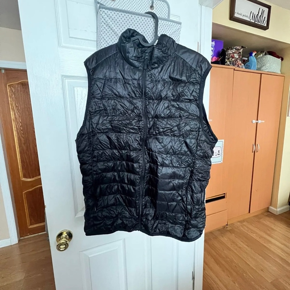 Uniqlo Ultra Light Down Vest
